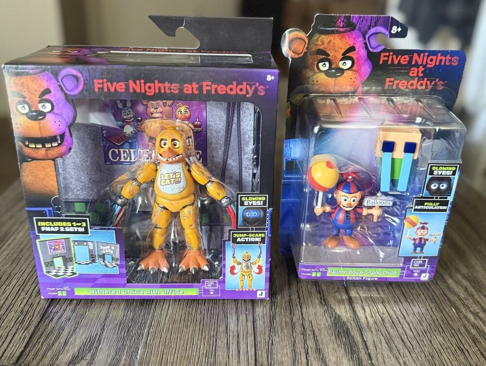 Jazwares FNAF Balloon Boy & Office Set Withered Chica 5-in Figure New Set of 2